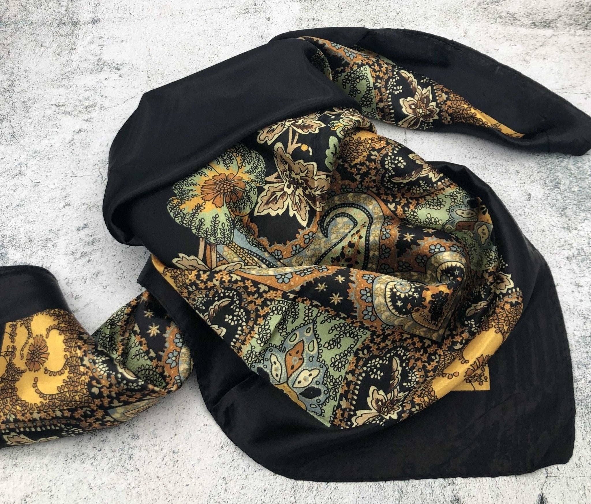 Gold Magazine Rag Black & Gold Paisley Wild Rag – Cowhide and Conchos