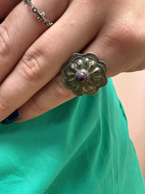 Byron Begay Navajo Handmade Sterling Silver & Purple Spiny Oyster Ring - Size 7 - Cowhide and Conchos
