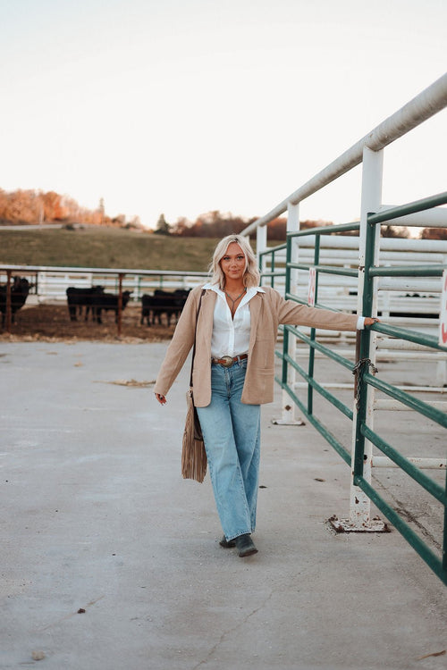 Classic White Button Down Shirt - Cowhide and Conchos