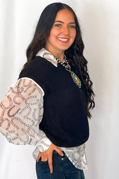 Contrast Trim Short Sleeve Knit Sweater Top - Cowhide and Conchos