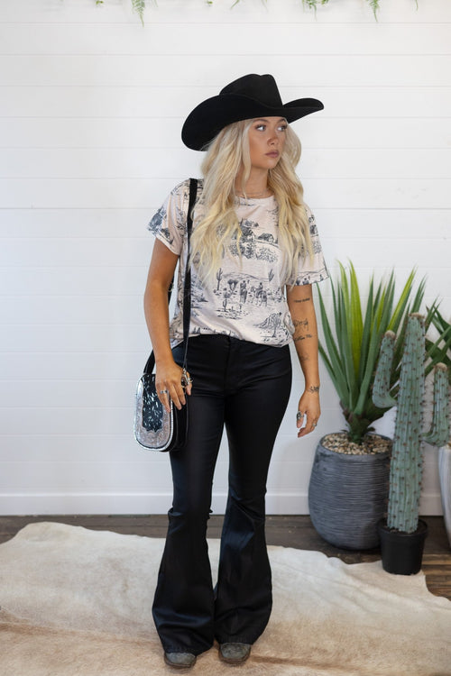 Cowboy Print T-shirt - Cowhide and Conchos