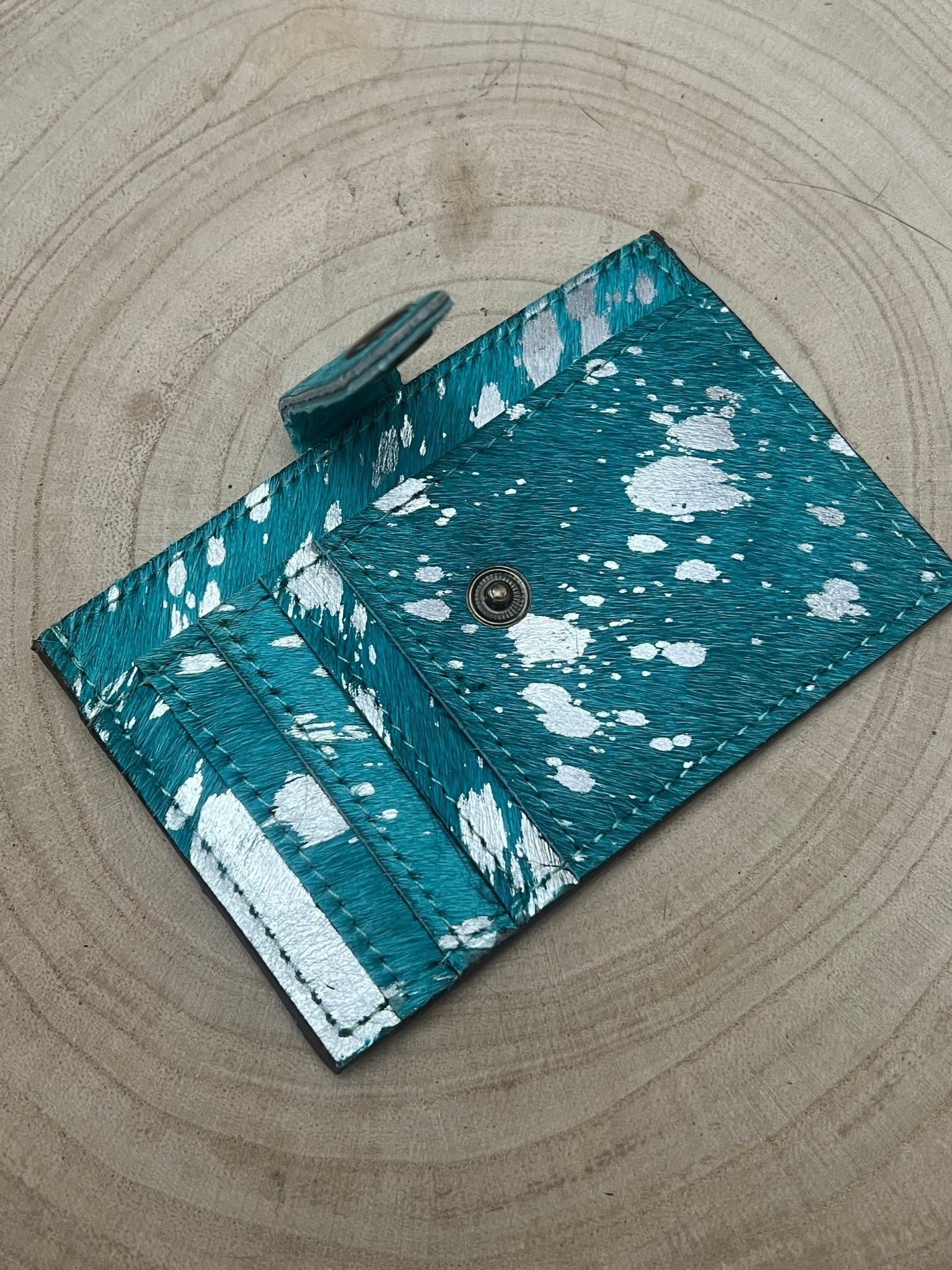 Cowhide Credit Card Wallet - Silver on Turquoise - Cowhide and Conchos