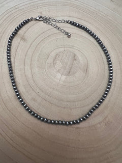 Faux Silvertone Pearl Style Choker - 4mm - Cowhide and Conchos
