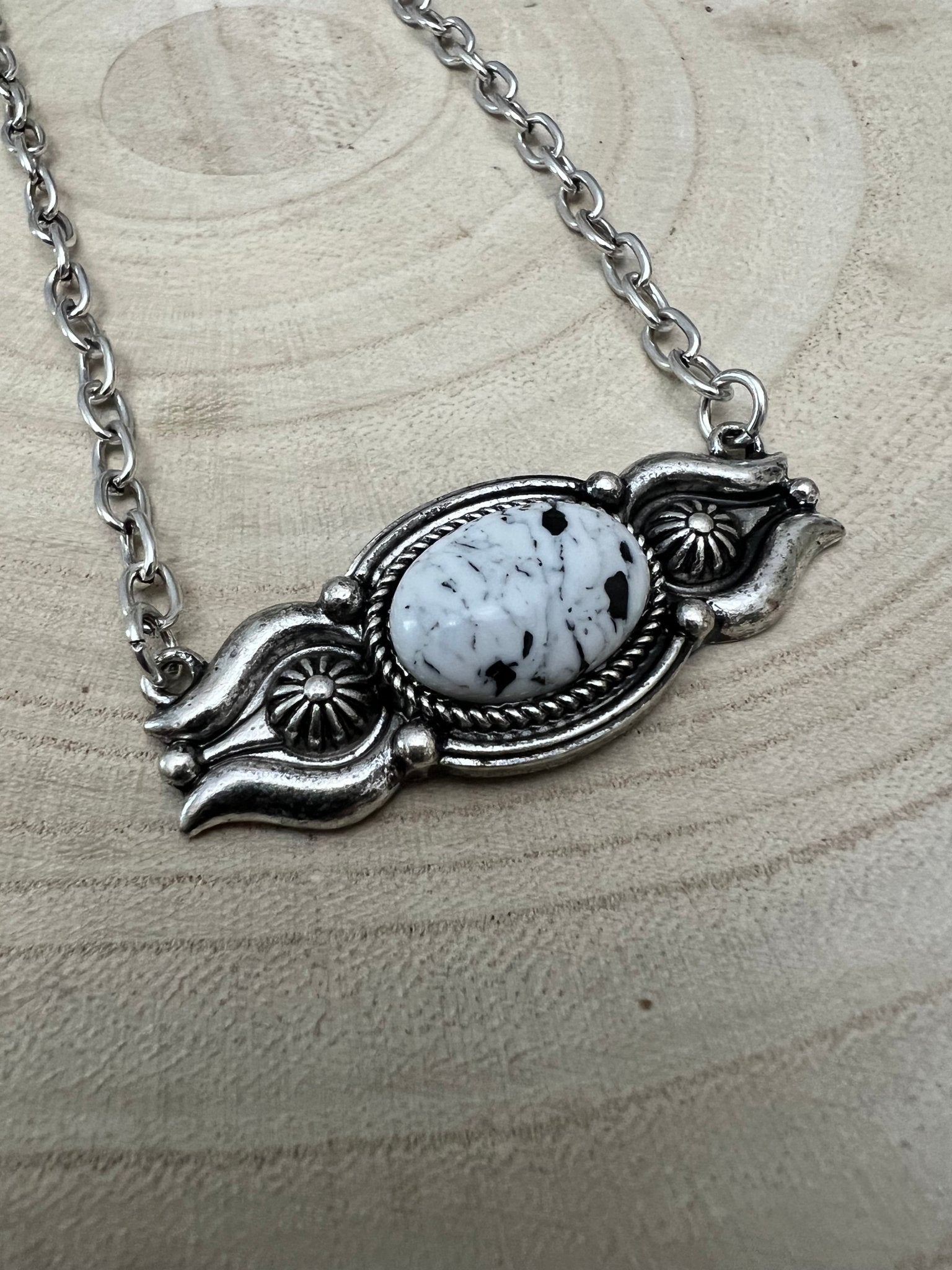 Faux White Buffalo Bar Necklace - 18 inch + 3 - Cowhide and Conchos