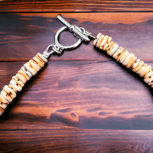 Graduated Lapis and Spiny Oyster Necklace - 22 inch - Cowhide and Conchos