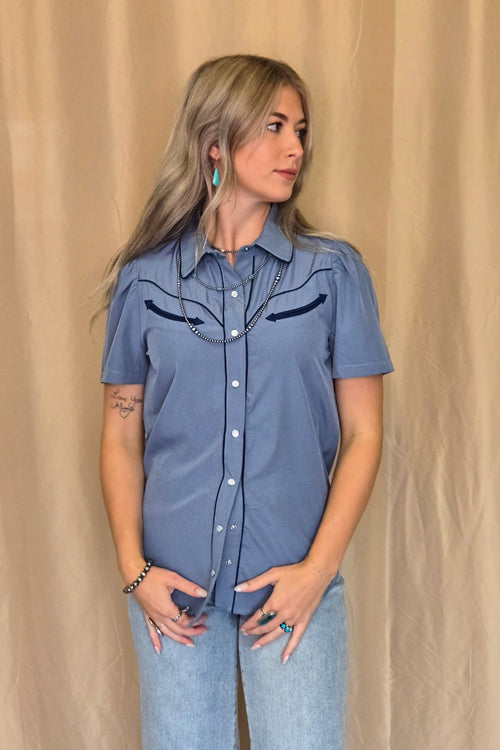 Howdy Hanny Women's Light Blue Short Sleeve Pearl Snap Shirt - Cowhide and Conchos