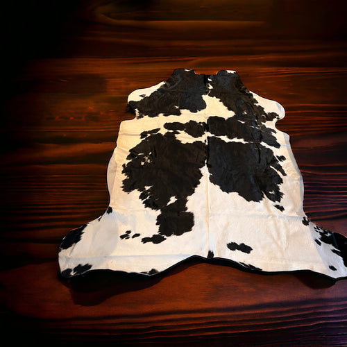 Black & White Premium Cowhide Rug - 7 X 7