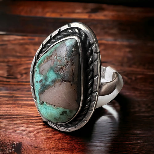 Turquoise ring - vintage artisan turquoise and sterling ring - size 9.5