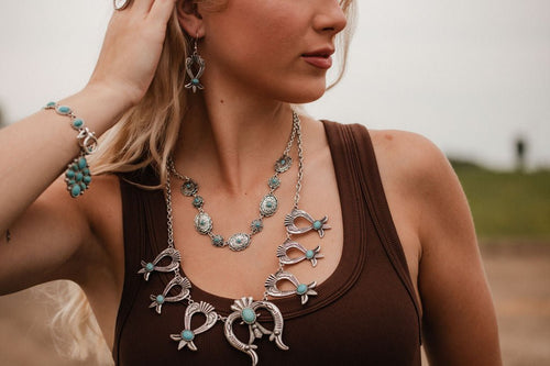 Linked Concho and Faux Turquoise Necklace - 18 inch + 3 - Cowhide and Conchos