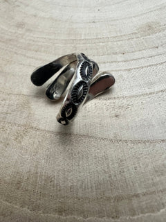 Navajo Handmade Opal Adjustable Ring by Thomas Yazzie - Adjustable size ring 7 - 8.5 - Cowhide and Conchos