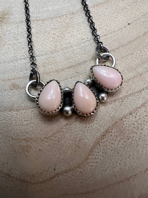 Navajo Handmade Pink Conch Necklace by Maxine Ramirez - 16 inch - Cowhide and Conchos