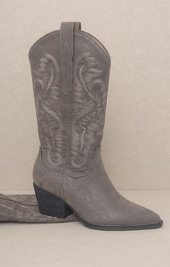 Oasis Society Amaya - Classic Western Boot - Cowhide and Conchos