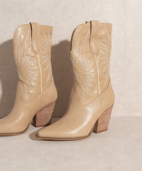 OASIS SOCIETY Emersyn - Starburst Embroidery Boots - Cowhide and Conchos