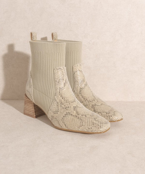 OASIS SOCIETY Geraldine - Sock Bootie - Cowhide and Conchos
