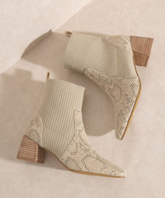 OASIS SOCIETY Geraldine - Sock Bootie - Cowhide and Conchos