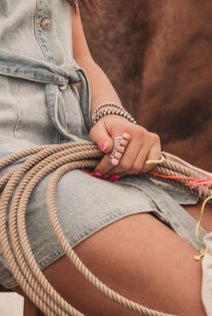 Pink Conch 5 stone ring by Thomas Yazzie - Size 9 - Cowhide and Conchos