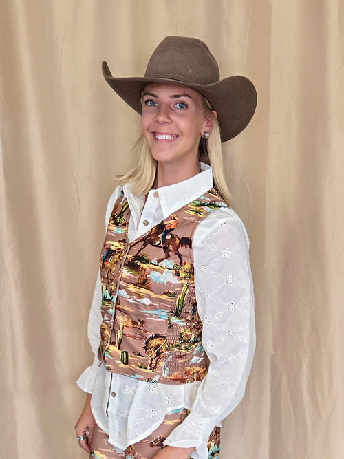 Prairie Eyelet Ruffle Top - Cowhide and Conchos