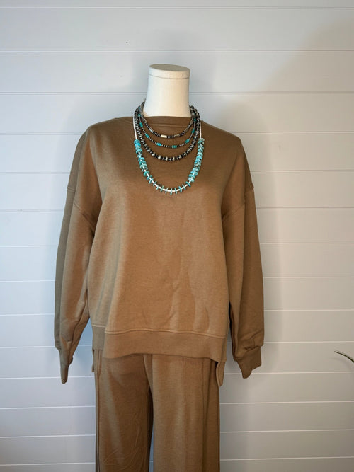 Risen Step Hem Sweatshirt - Cowhide and Conchos