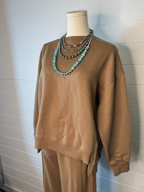 Risen Step Hem Sweatshirt - Cowhide and Conchos