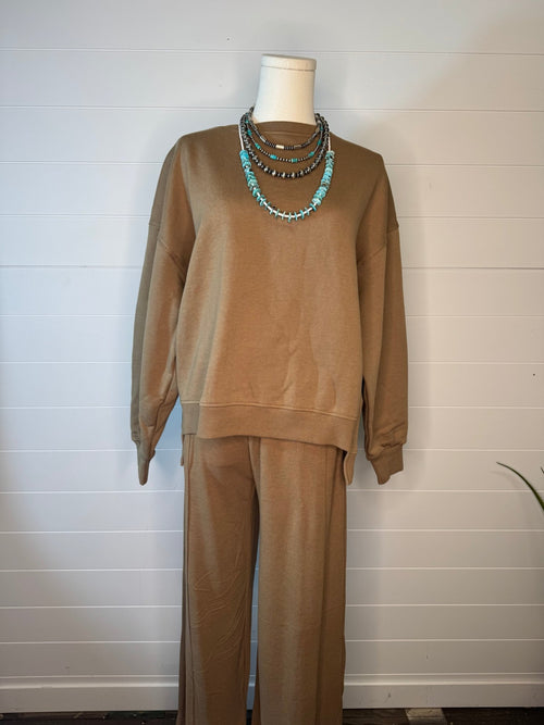 Risen Step Hem Sweatshirt - Cowhide and Conchos