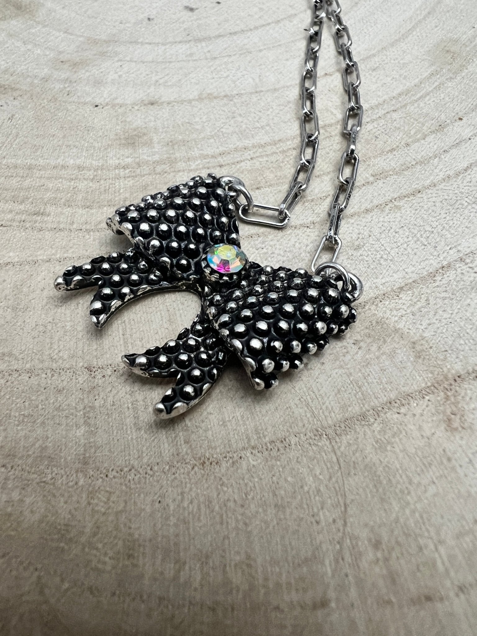 Western Bow Design & Rhinestone Ribbon Necklace - 18 Inch + 3 - Cowhide and Conchos
