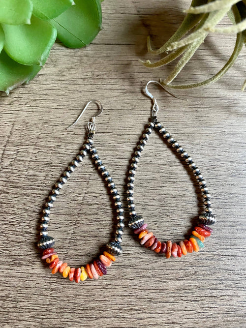 3mm Navajo style teardrop earrings with spiny oyster