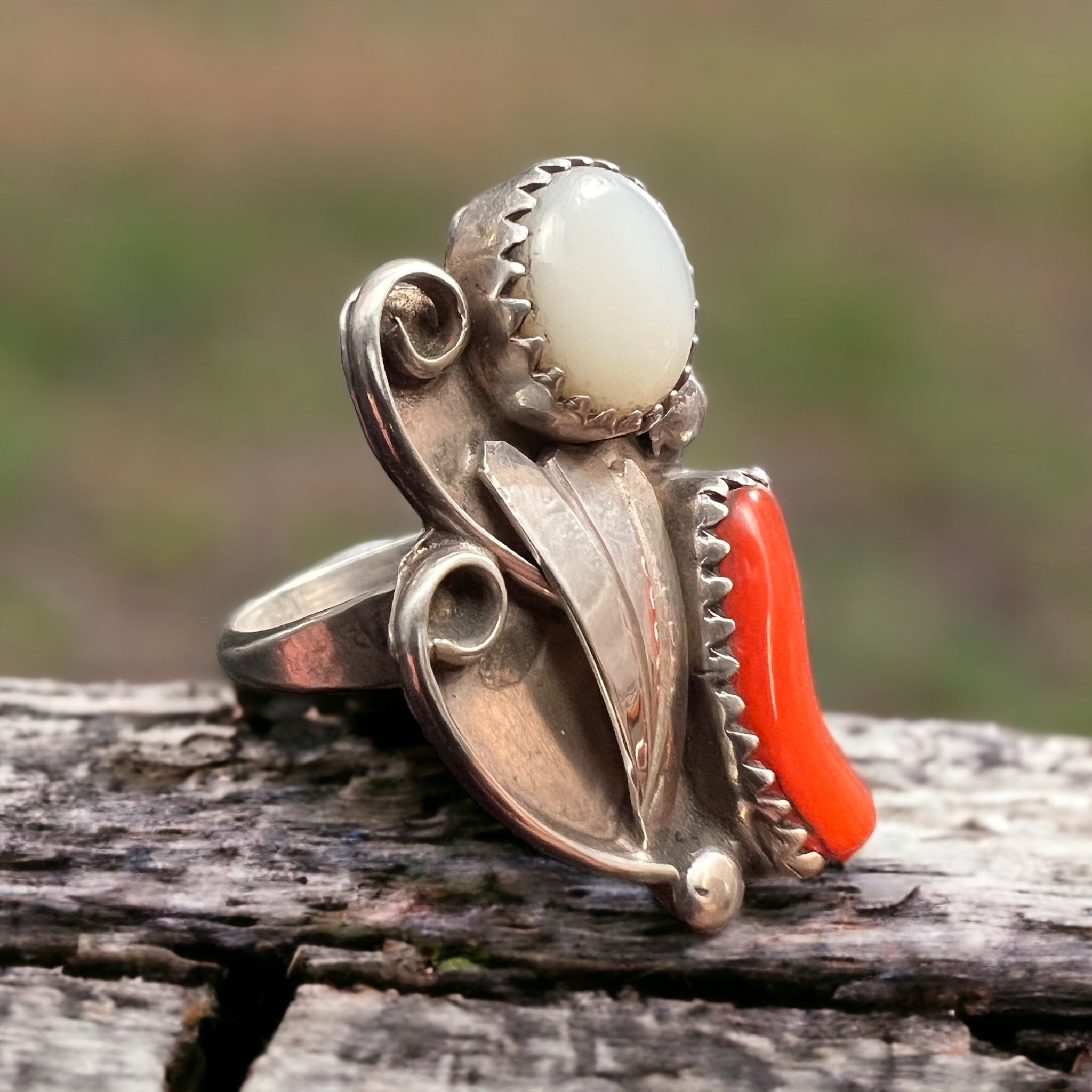 Coral and mother of pearl ring - flower style - size 5 - Cowhide and Conchos