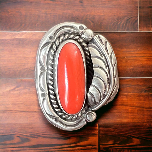 Coral ring - gorgeous large coral on sterling oval base with leaf - Size 6.5 - Cowhide and Conchos