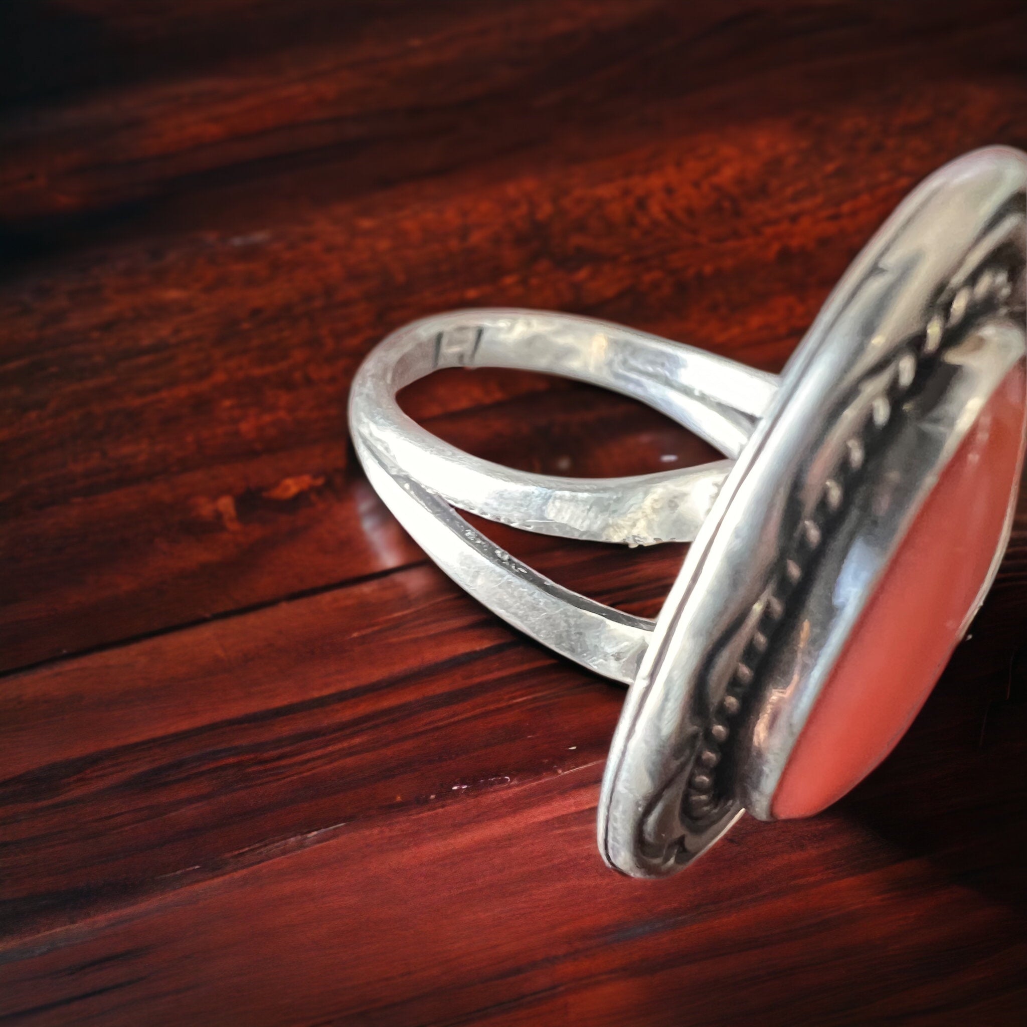 Coral ring - gorgeous large coral on sterling oval base with leaf - Size 6.5 - Cowhide and Conchos