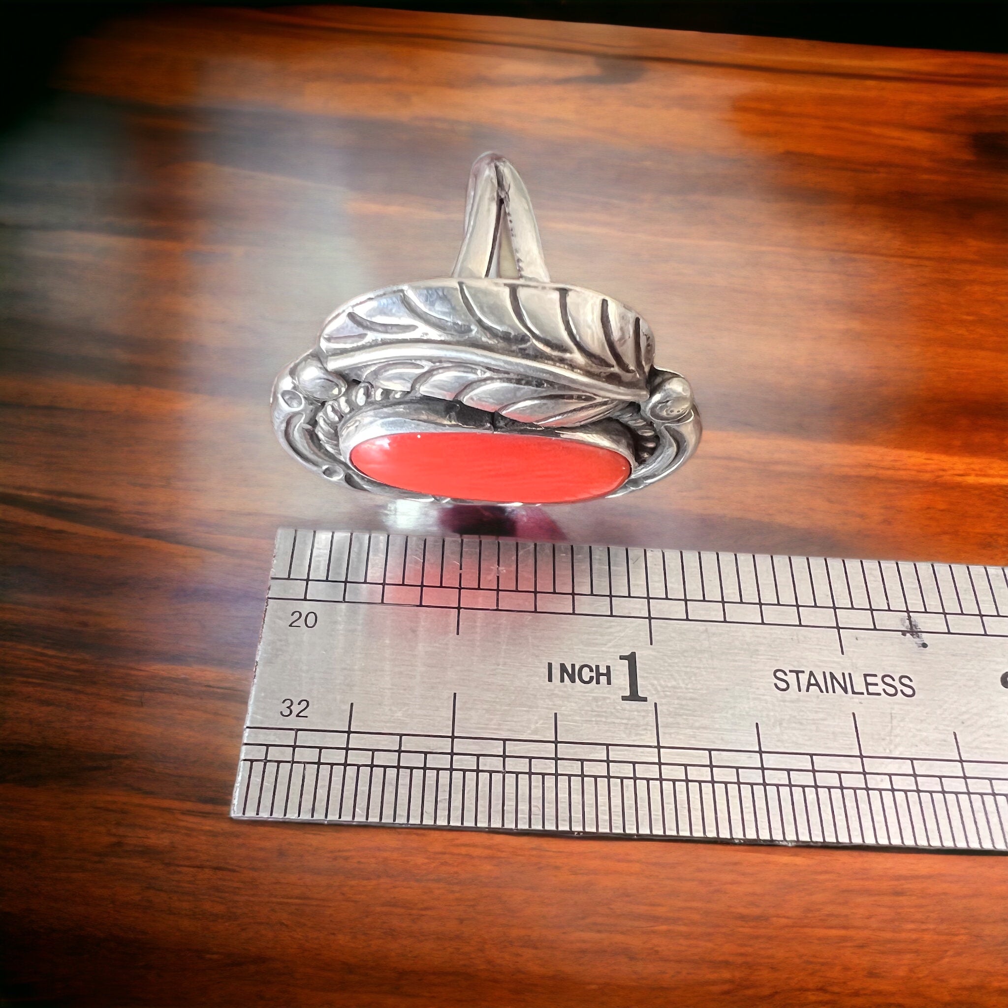 Coral ring - gorgeous large coral on sterling oval base with leaf - Size 6.5 - Cowhide and Conchos
