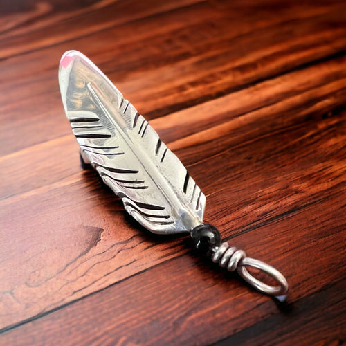 Feather pendant - Vintage long sterling silver feather pendant with onyx - Cowhide and Conchos