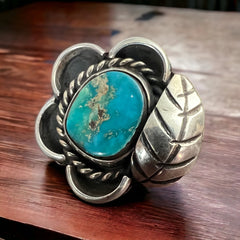 Turquoise ring - Native ring - Hallmark DA - size 6