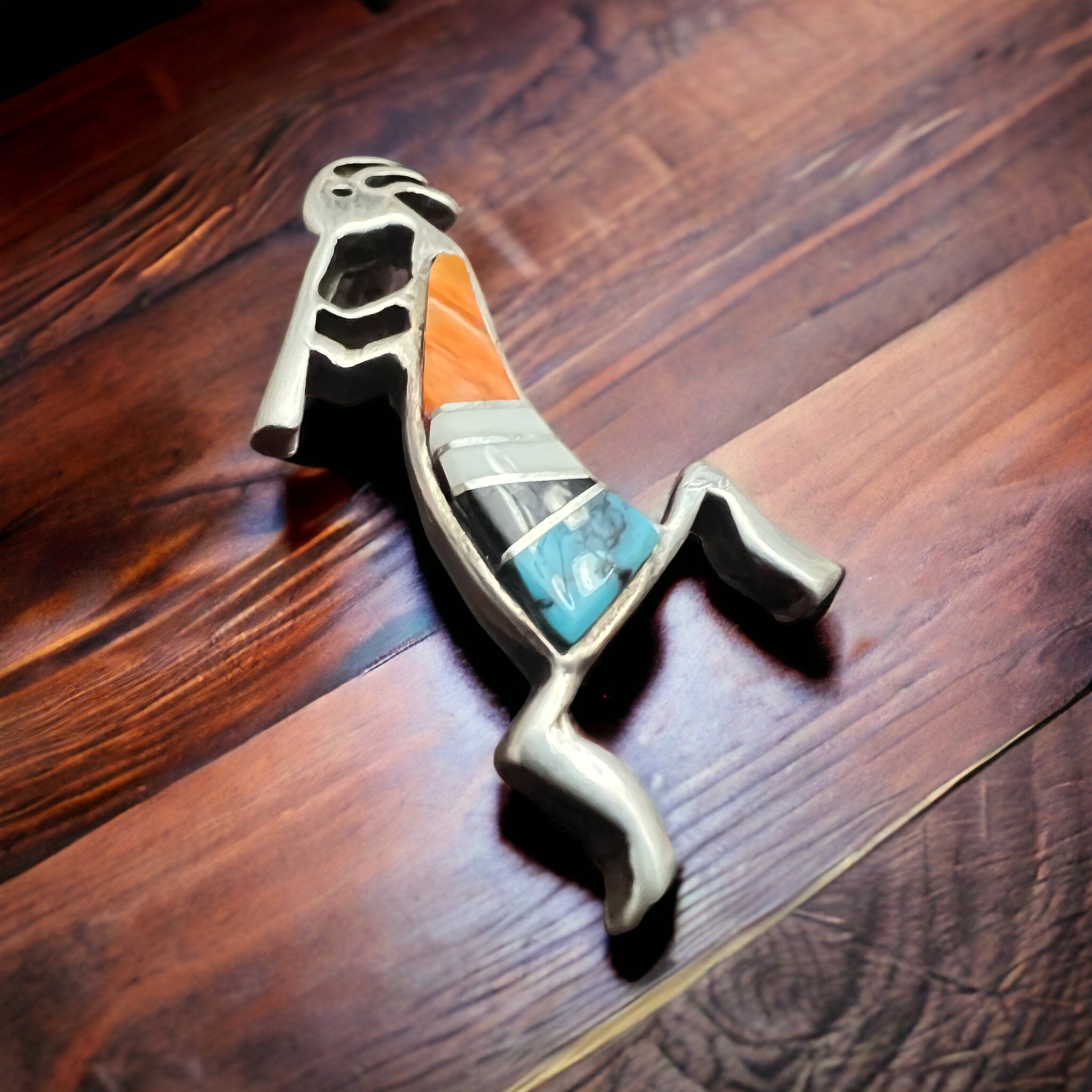 Kokopelli inlay brooch - signed by artist - Cowhide and Conchos