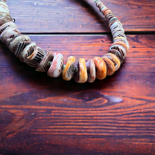 Purple and orange spiny oyster necklace - 22 inch - Cowhide and Conchos
