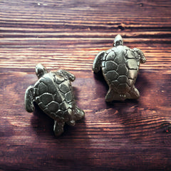 Sea Turtle post earrings - Sterling silver - Cowhide and Conchos