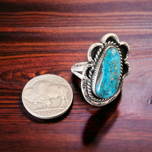 Turquoise ring - beautiful large cabochon on oval twist - Annie Chapo hallmark - Size 6.5 - Cowhide and Conchos