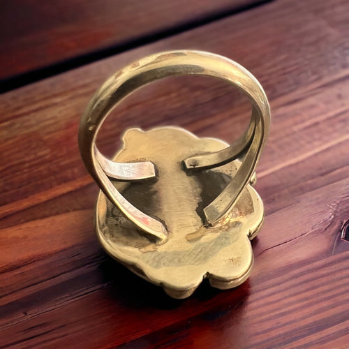 Turquoise ring - Turquoise on hand stamped sterling silver with leaf - Size 7 - Cowhide and Conchos