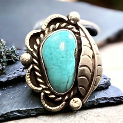 Turquoise ring - Turquoise on hand stamped sterling silver with leaf - Size 7 - Cowhide and Conchos
