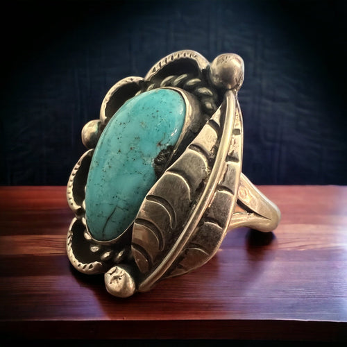 Turquoise ring - Turquoise on hand stamped sterling silver with leaf - Size 7 - Cowhide and Conchos